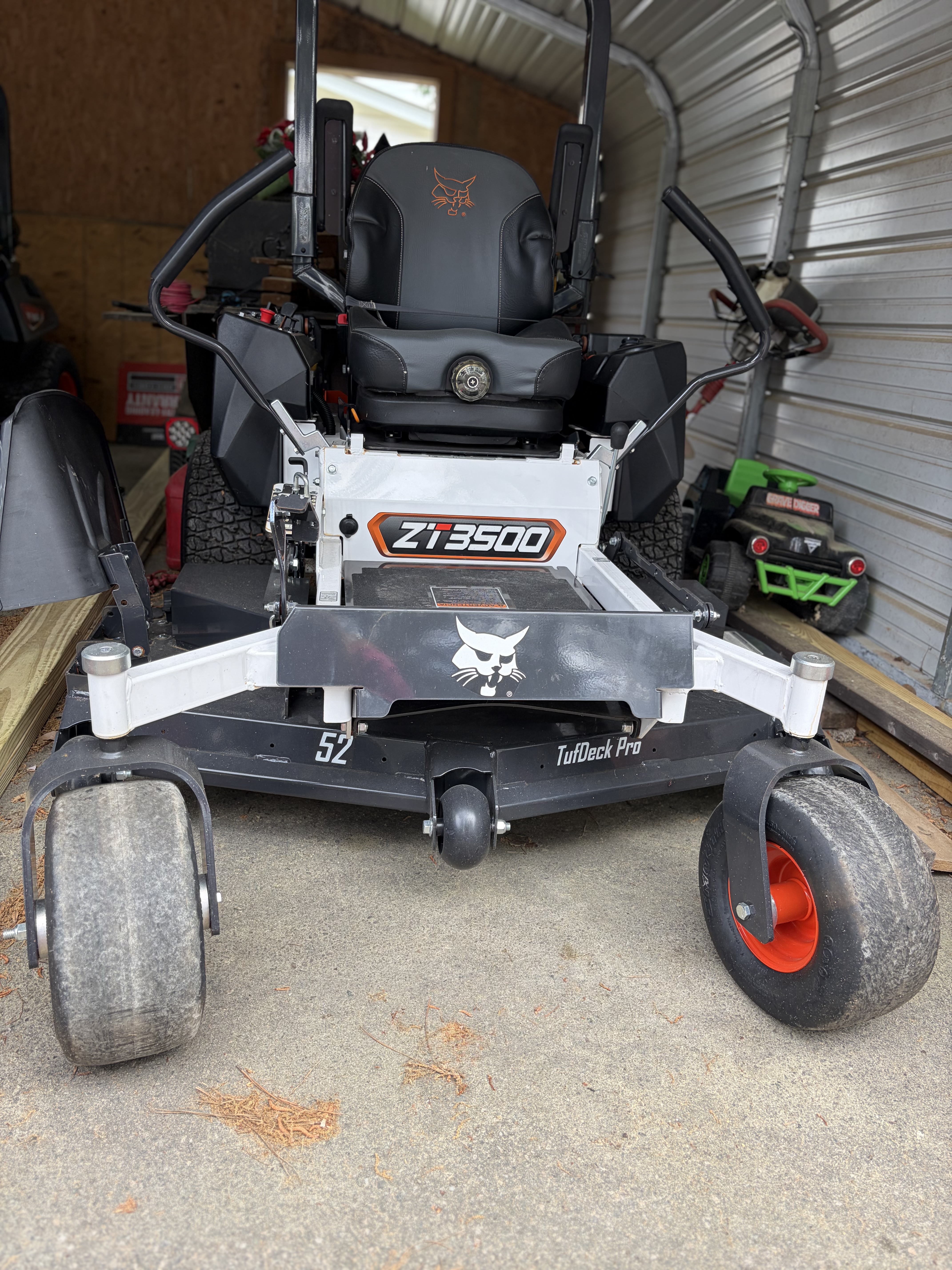 ZT3500 52" MOWER