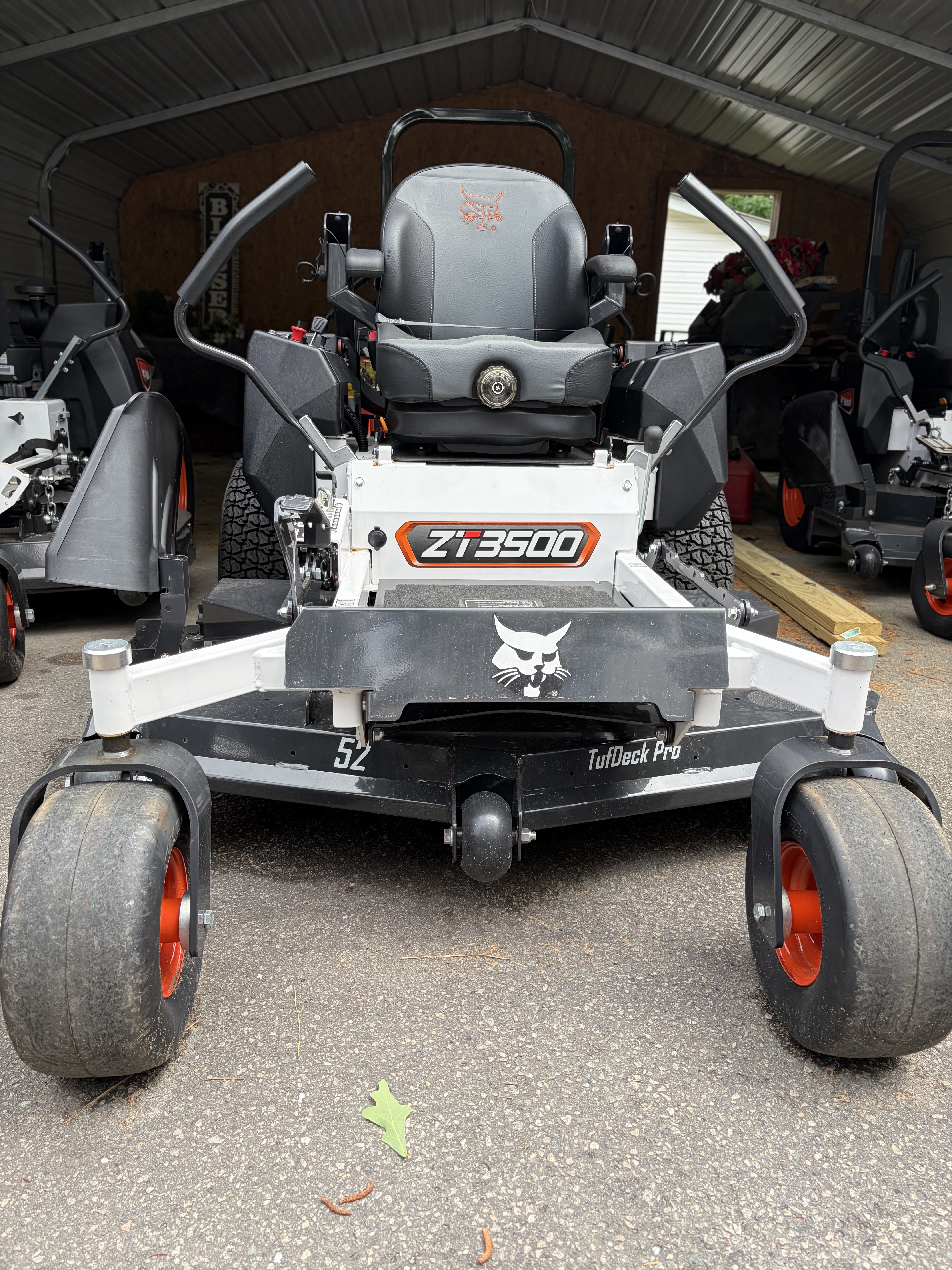 ZT3500 52" MOWER